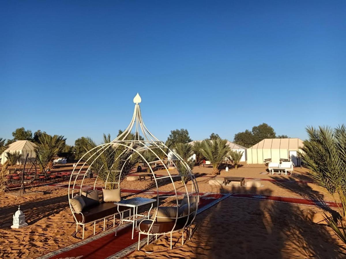 ホテル Sahara Sky Luxury Camp メルズーガ エクステリア 写真