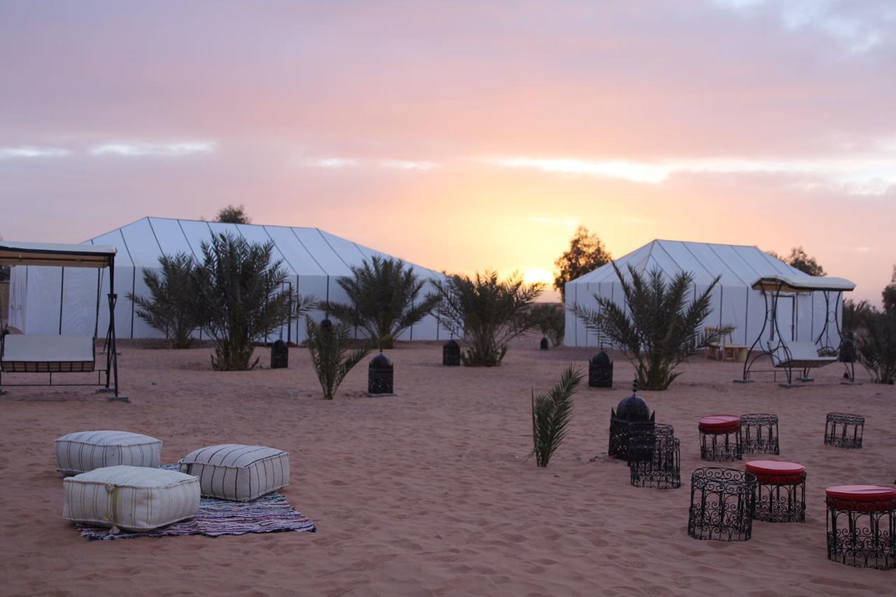 ホテル Sahara Sky Luxury Camp メルズーガ エクステリア 写真