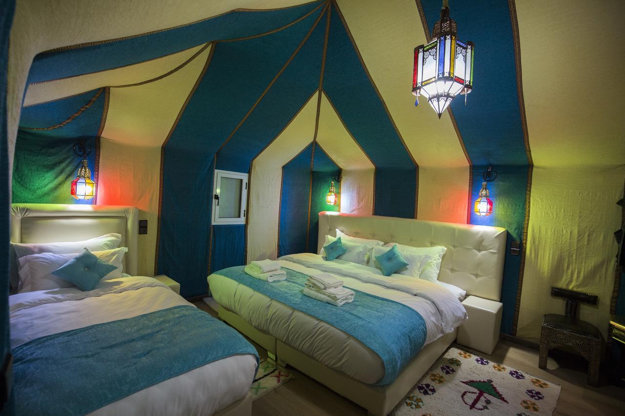 ホテル Sahara Sky Luxury Camp メルズーガ エクステリア 写真