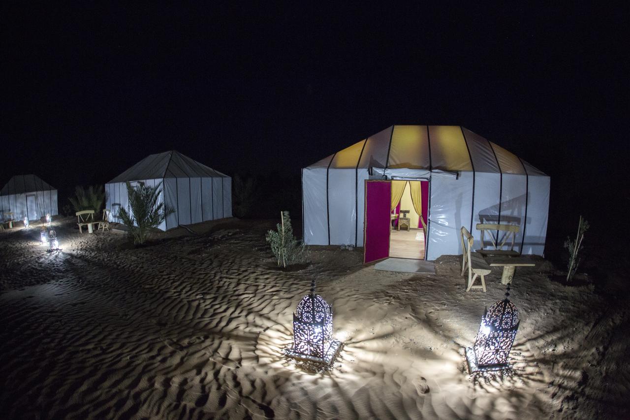 ホテル Sahara Sky Luxury Camp メルズーガ エクステリア 写真