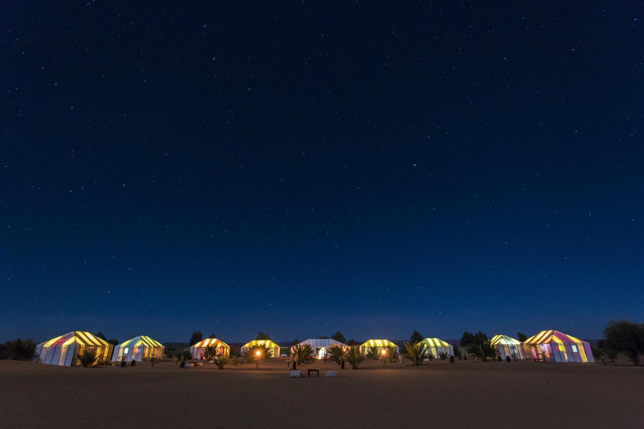 ホテル Sahara Sky Luxury Camp メルズーガ エクステリア 写真