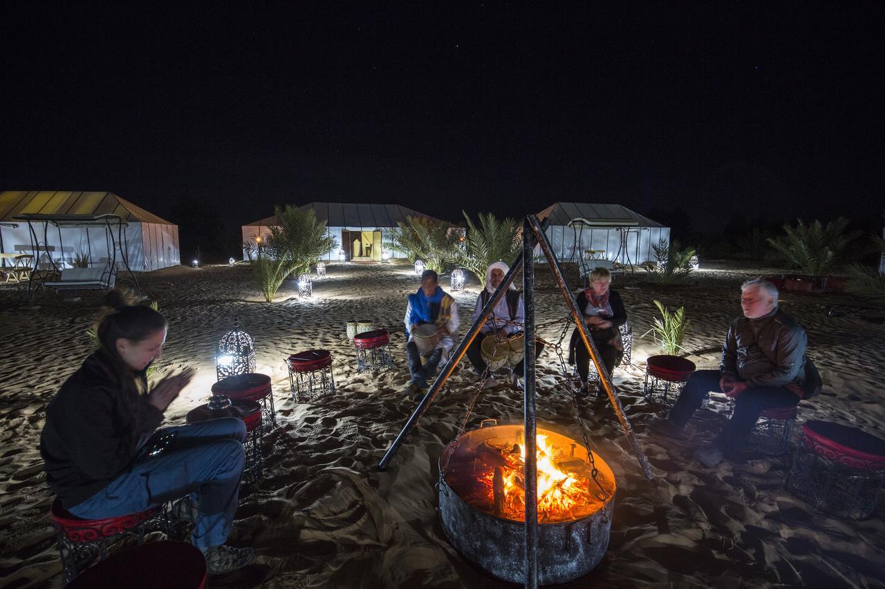 ホテル Sahara Sky Luxury Camp メルズーガ エクステリア 写真