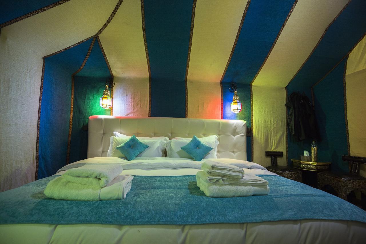 ホテル Sahara Sky Luxury Camp メルズーガ エクステリア 写真
