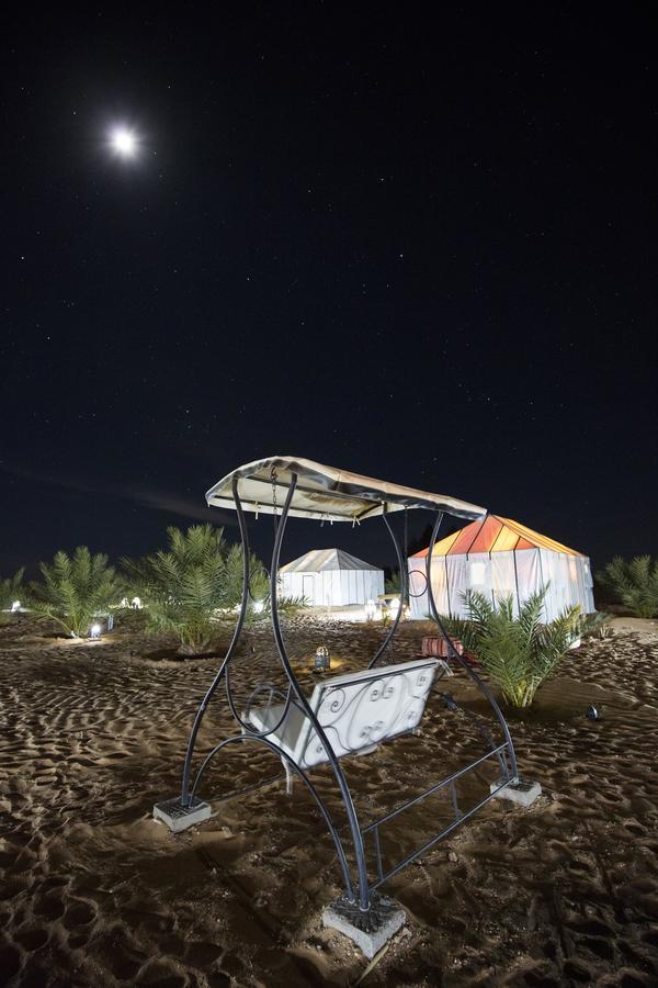 ホテル Sahara Sky Luxury Camp メルズーガ エクステリア 写真