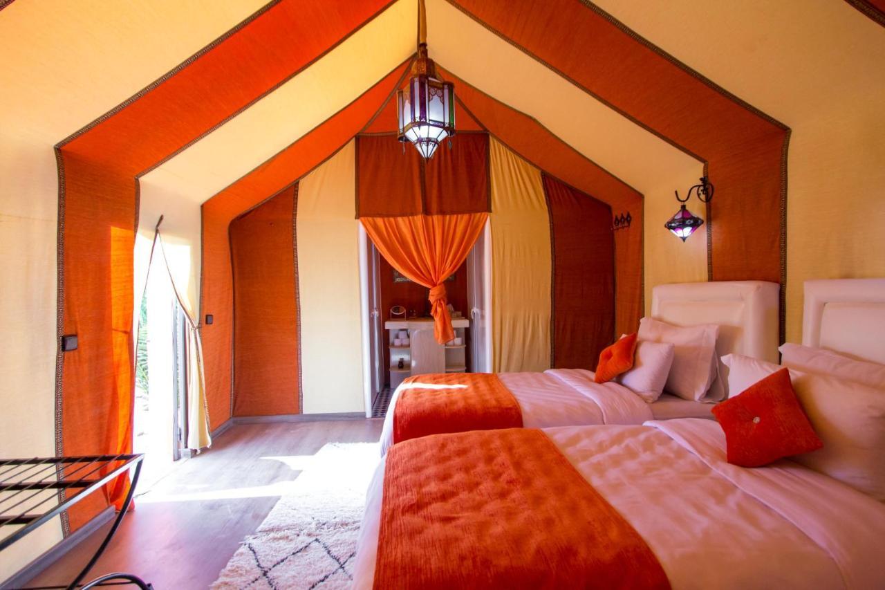 ホテル Sahara Sky Luxury Camp メルズーガ エクステリア 写真