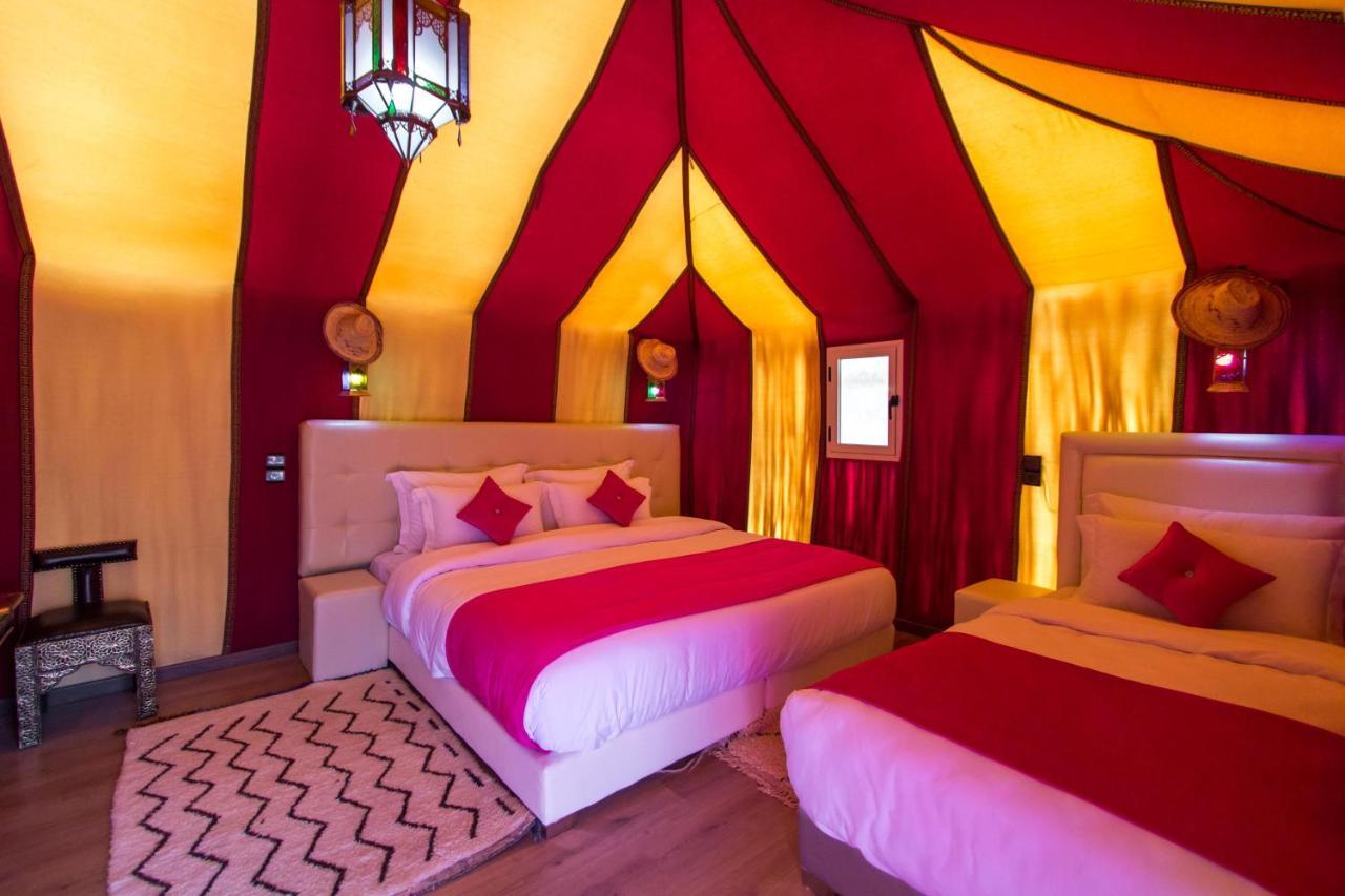 ホテル Sahara Sky Luxury Camp メルズーガ エクステリア 写真