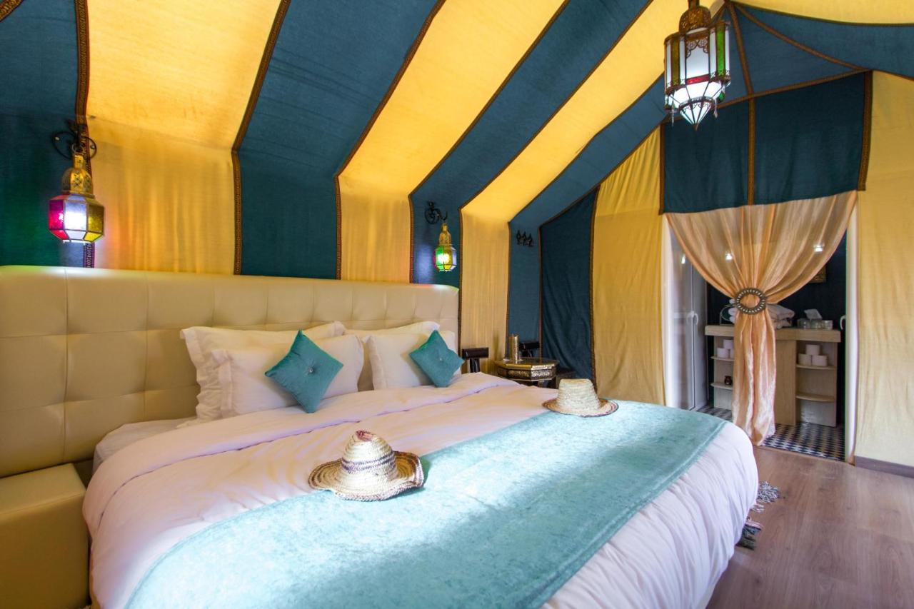 ホテル Sahara Sky Luxury Camp メルズーガ エクステリア 写真