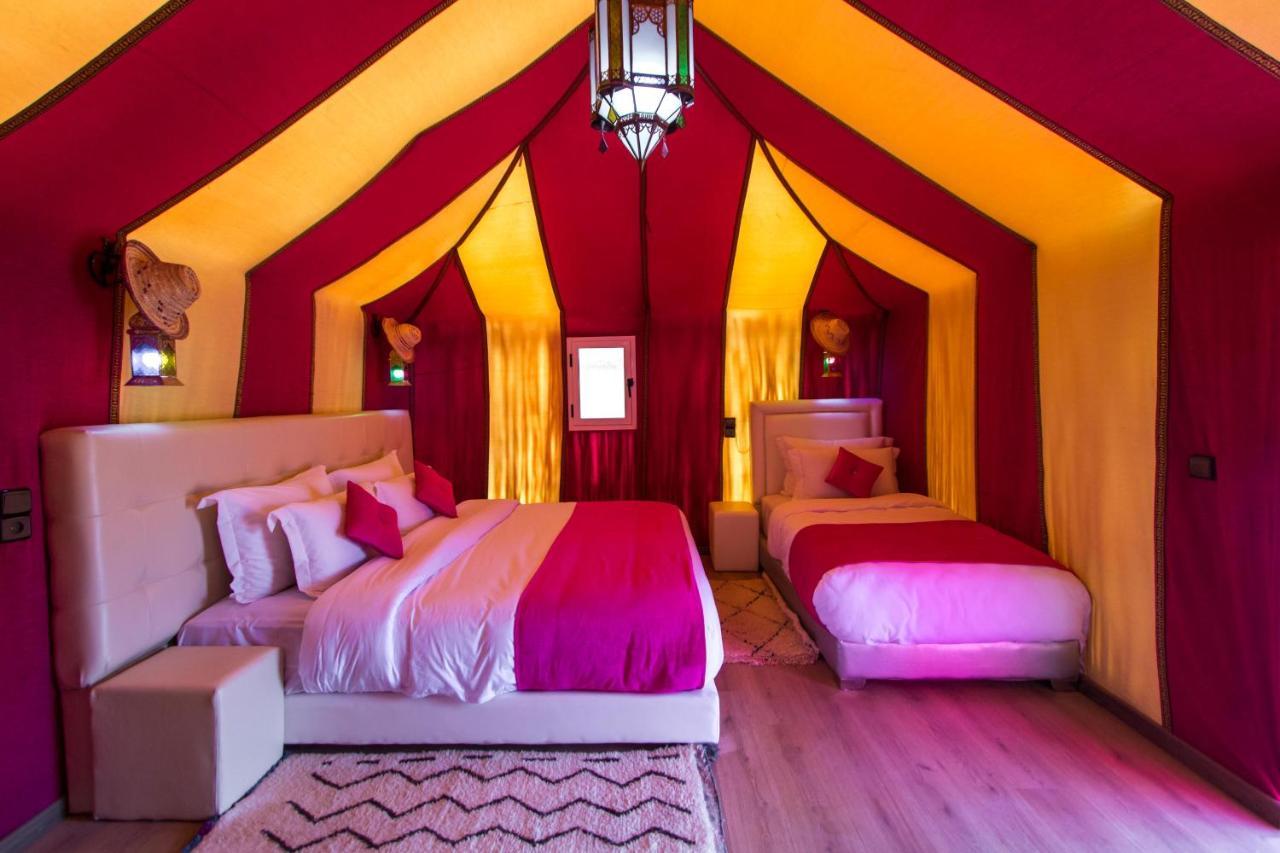 ホテル Sahara Sky Luxury Camp メルズーガ エクステリア 写真