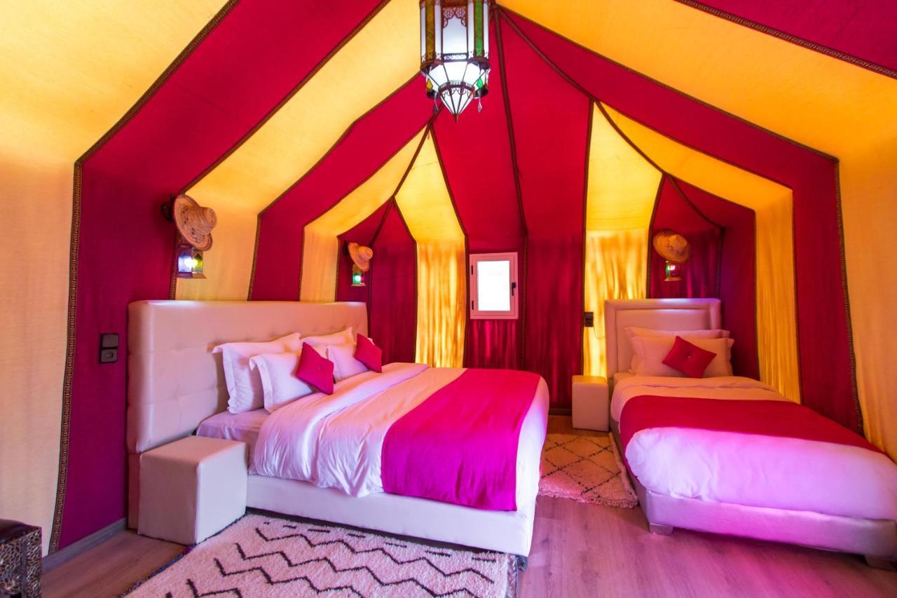ホテル Sahara Sky Luxury Camp メルズーガ エクステリア 写真