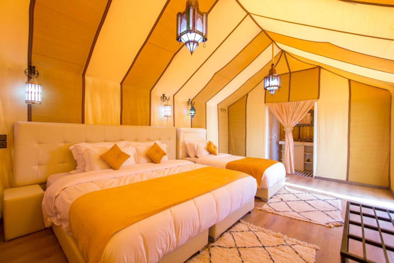 ホテル Sahara Sky Luxury Camp メルズーガ エクステリア 写真