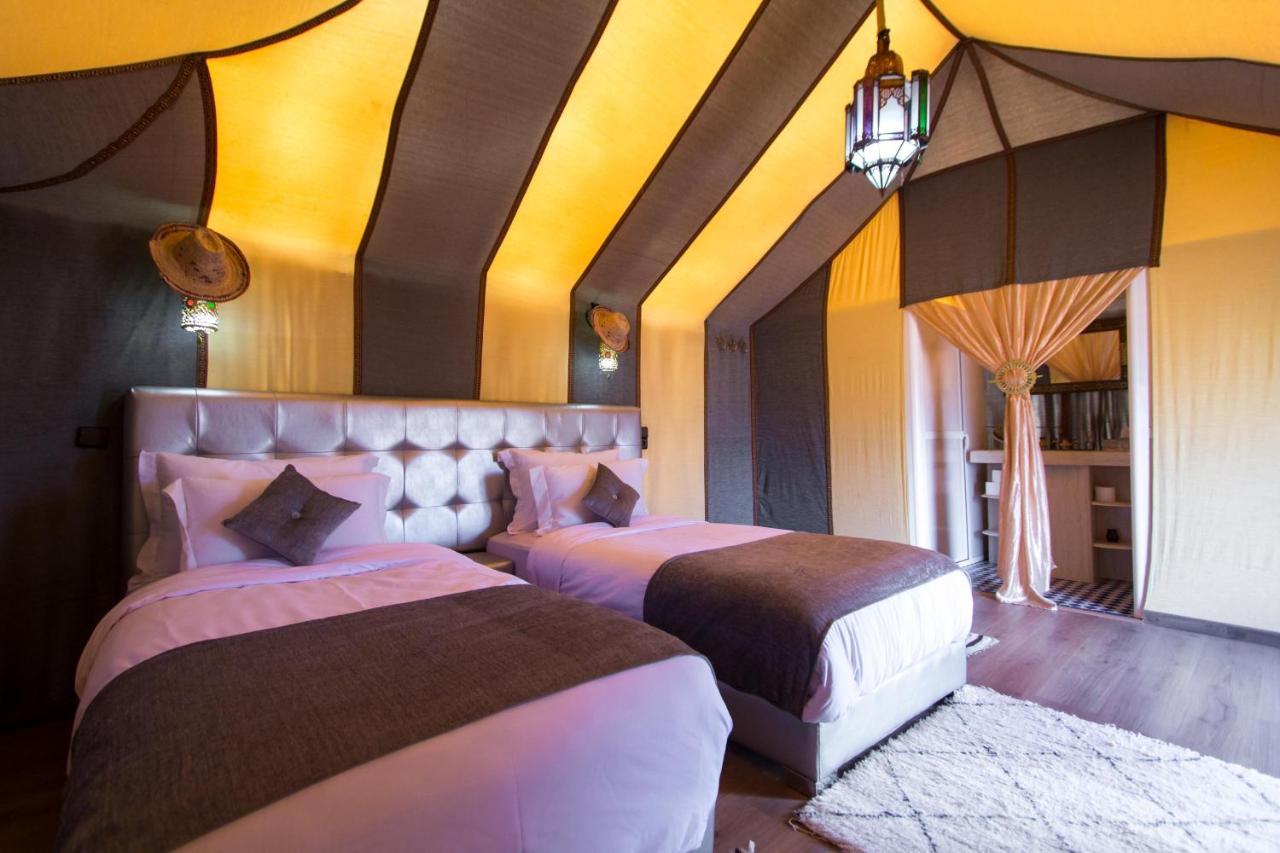 ホテル Sahara Sky Luxury Camp メルズーガ エクステリア 写真