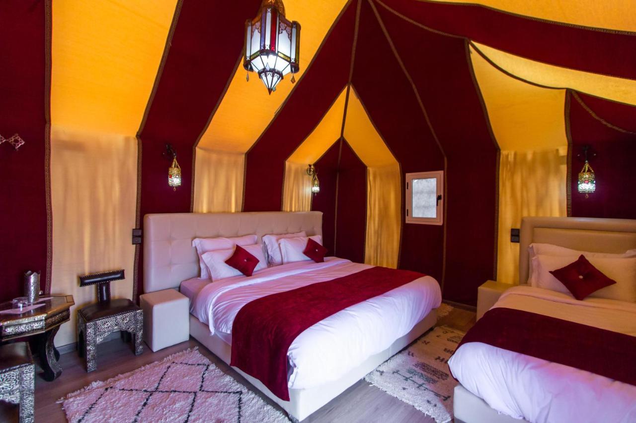 ホテル Sahara Sky Luxury Camp メルズーガ エクステリア 写真