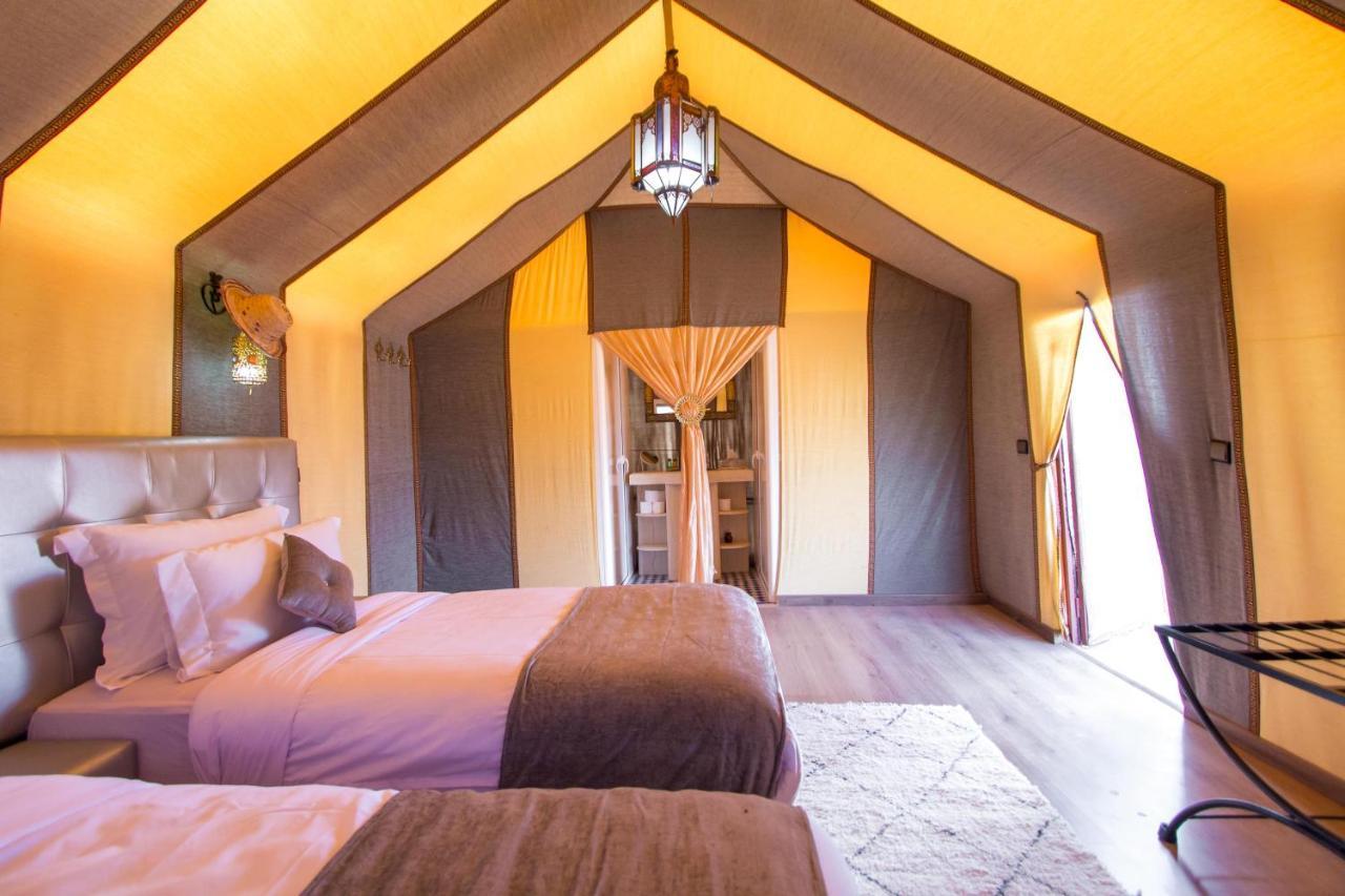 ホテル Sahara Sky Luxury Camp メルズーガ エクステリア 写真